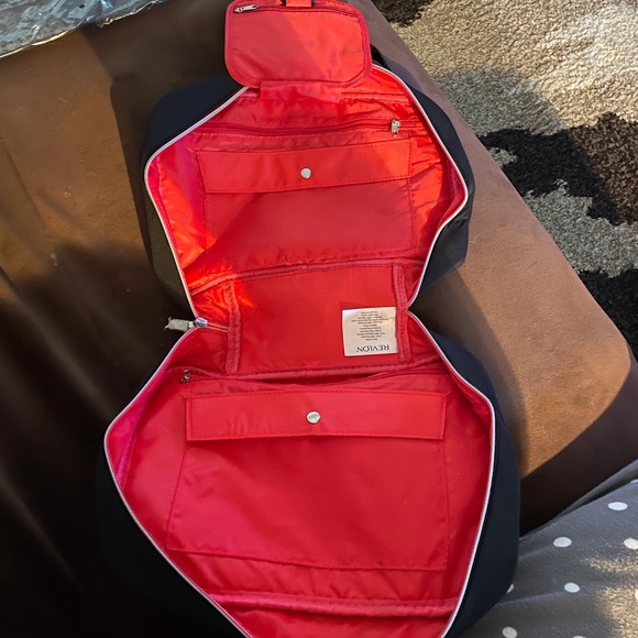 Revlon Travel Cosmetic Toiletry Bag NWT - Picture 7 of 13